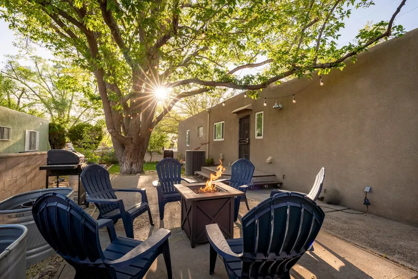 NM TRUE 3Bed + game room- Central UNM / NOB HILL - Image 1