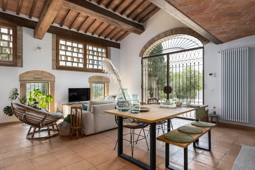 [LUXURY]Authentic Designer Country House - Image 1