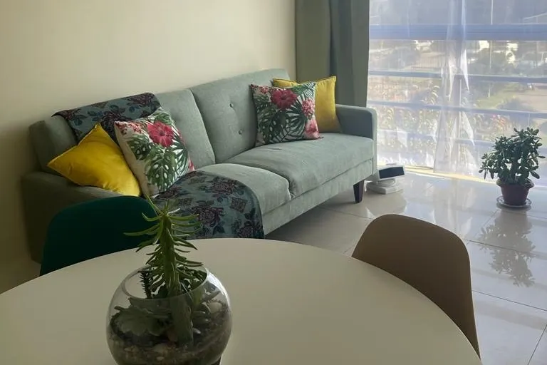 Modern apartment in a private condominium - Image 1