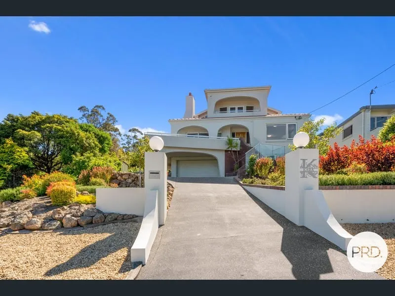 Huge luxurious home - Stunning Water Vista - Image 1