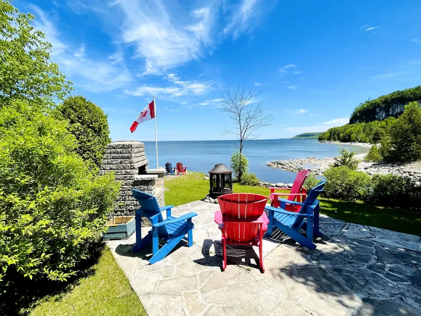 Bliss on the Bay, Waterfront Cottage - Image 1