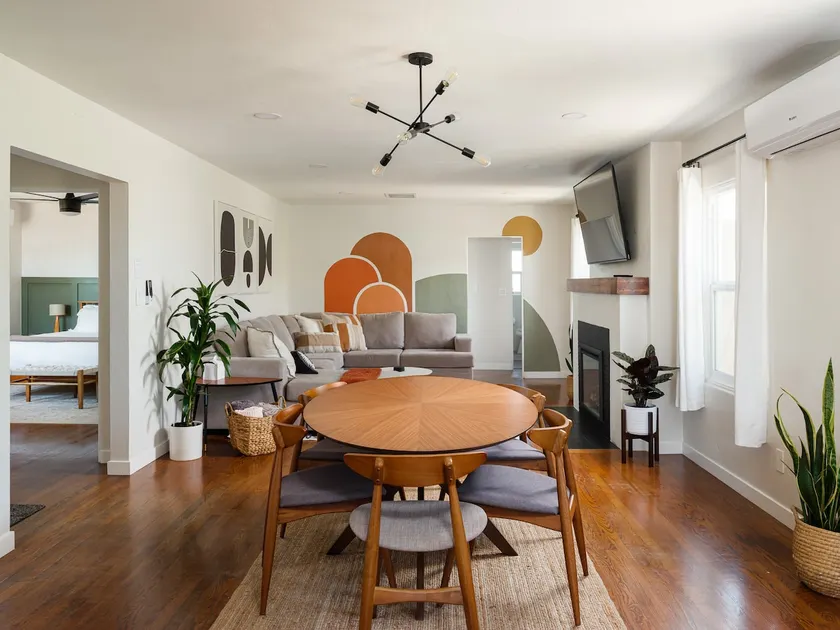 Modern 3BR Home | Fire Pit Patio & EV Charger - Image 1