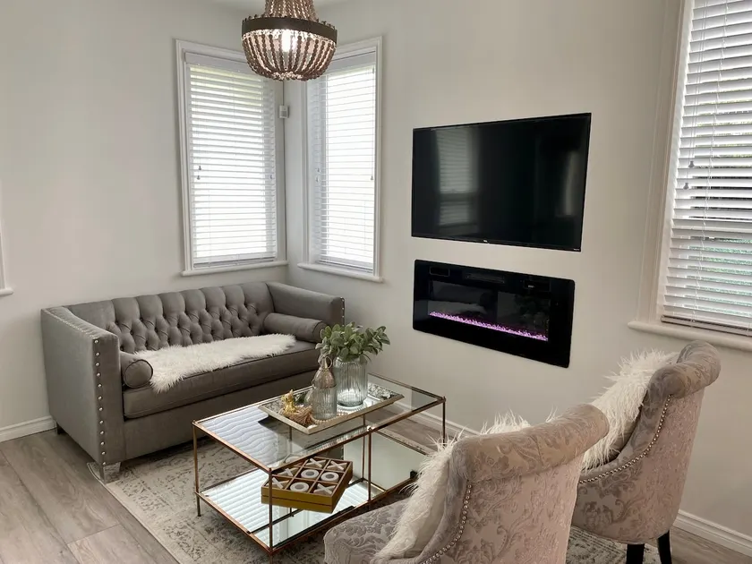 Stylish & Comfy ☀ Close to Beach, Sunny Patio Pkg - Image 1