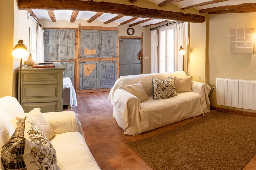 Wine tourism and nature in a cozy cottage - Image 1