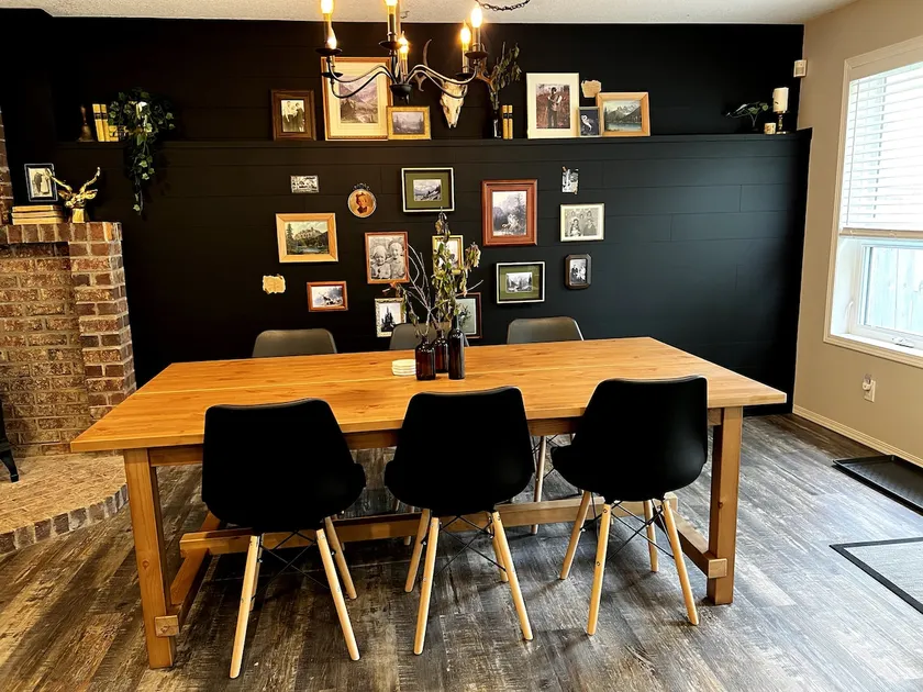 Spacious 2-bedroom suite in great location - Image 1