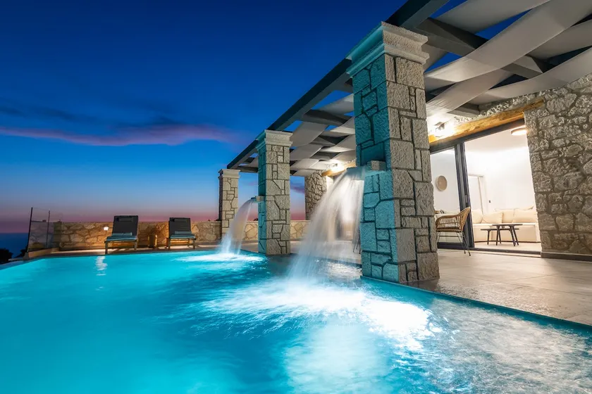 Castielia Residence - Image 1