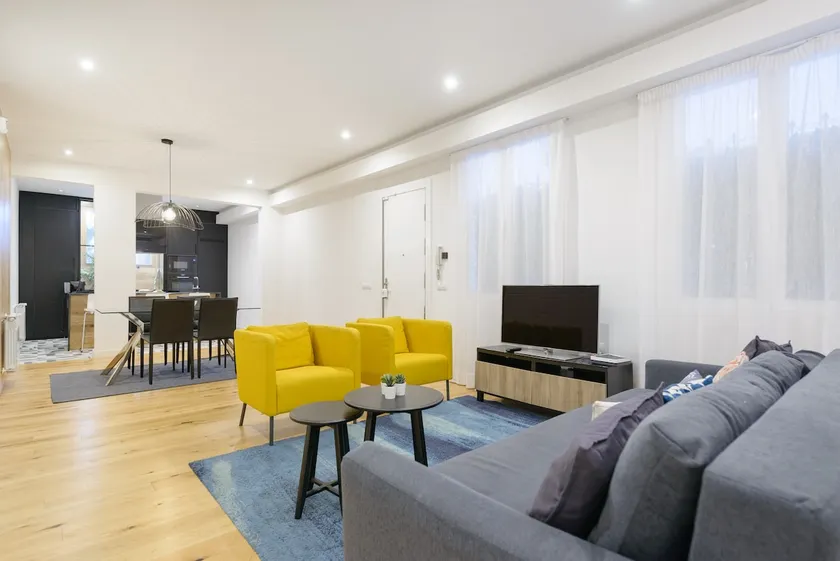 Lovely 85 m2 apartment in Paseo del Arte (Art Walk) - Image 1