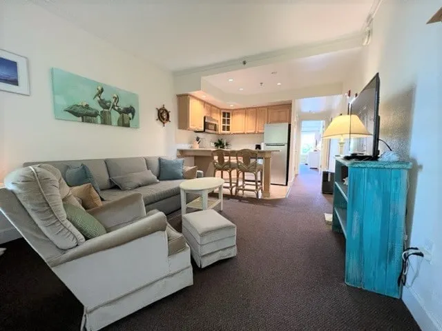 Charming one bedroom condo with private patio. HI-101 - Image 1