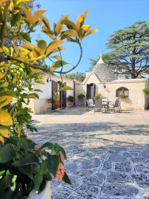 Trullo Leone: Luxury and Tradition - Image 1
