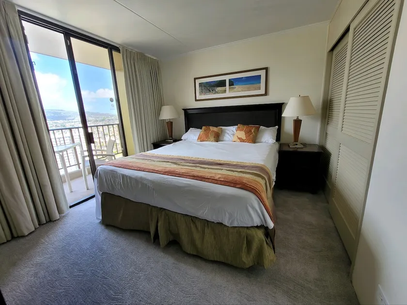 Waikiki Sunset✔ 1 Bedroom✔ Free Parking✔ WiFi✔ Pool✔ TV✔ AC - Image 1