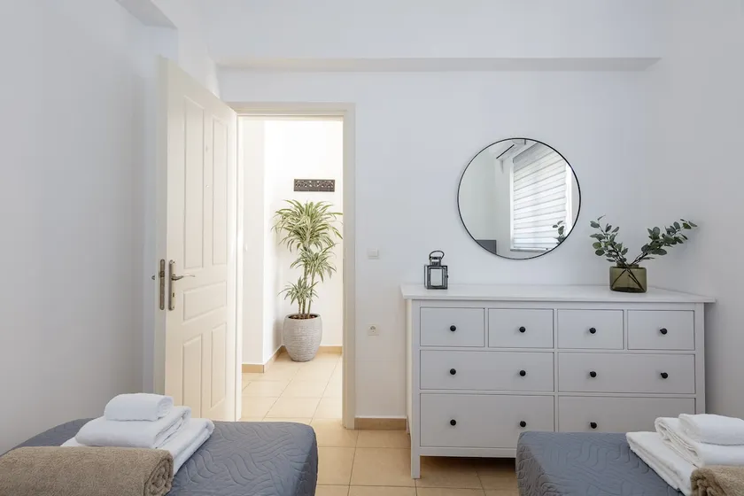 Adelphes Beachfront Apartment with direct connection to the beach - Image 1