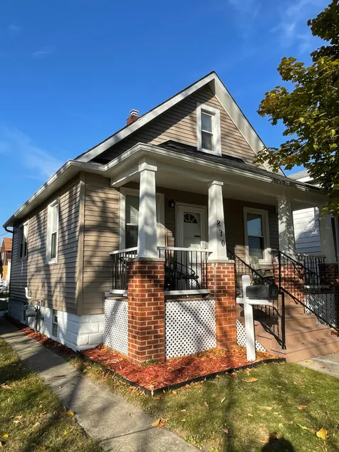 Charming 2 bed 2 bath near downtown Wyandotte - Image 1