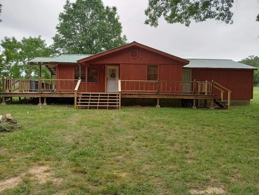 3/2 home with new salt hot tub-rivers, trails, etc - Image 1