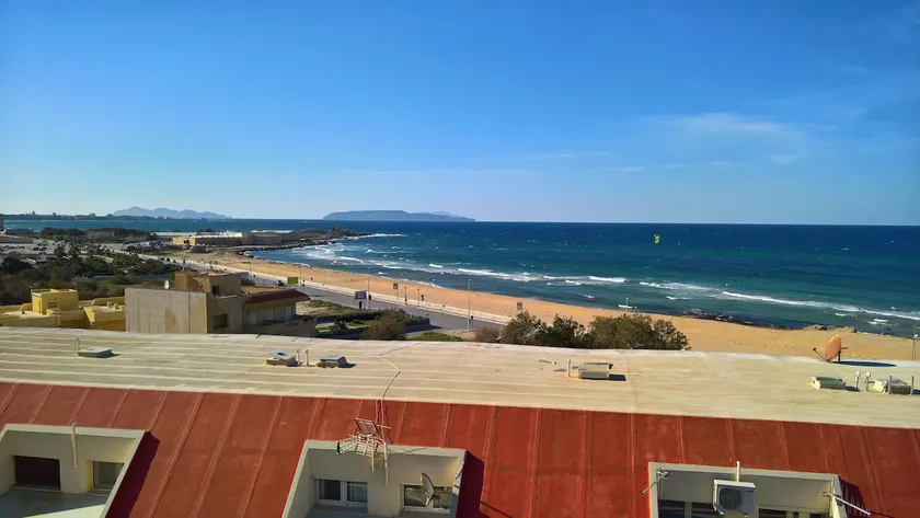 Beachfront Suite - 50m from the beach - Image 1