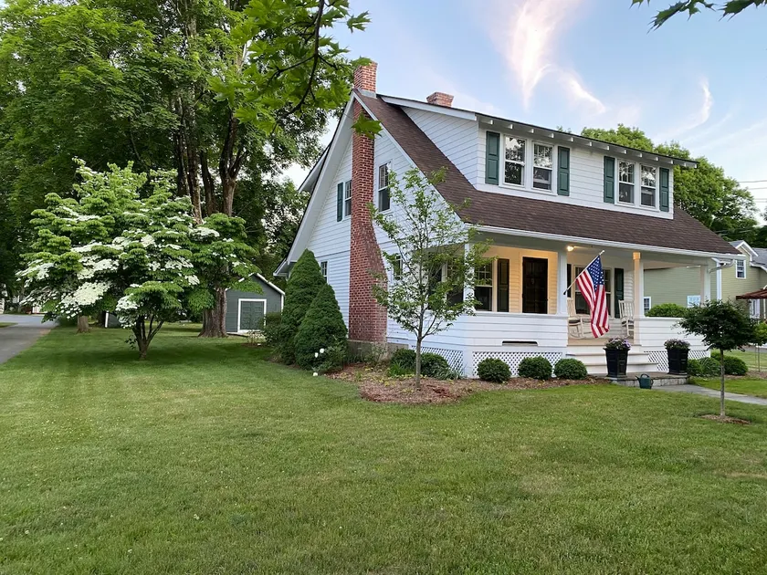 Hyde House-A classic New England cape. - Image 1
