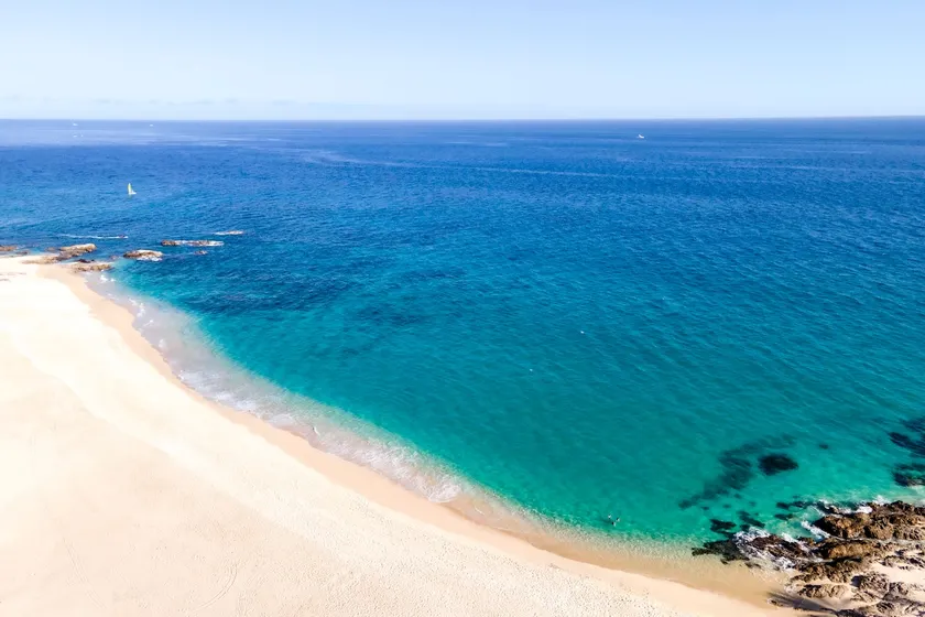 Luxury Villa -walk to private beachl - Image 1