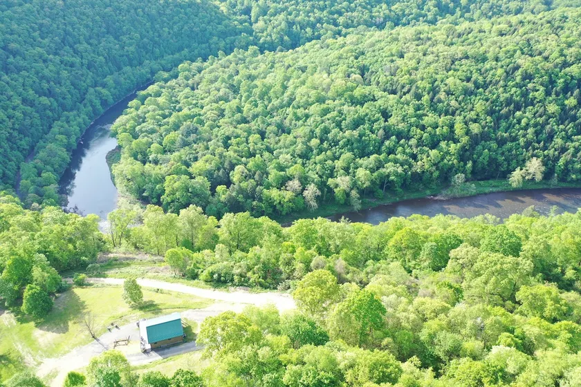 Bear Run Guesthouse - Image 1