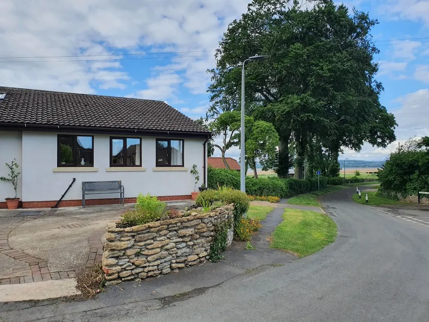 Entire Detached Cottage in Stunning Rural Village - Image 1