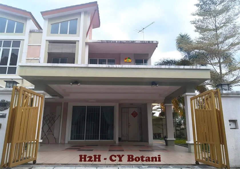 H2H - CY Botani Vacation House (15pax) - Image 1