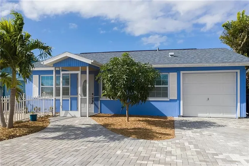 Cozy Bungalow in beautiful Matlacha, FL - Image 1