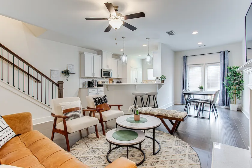 Spacious 3BR Home | Parking for Up to 5 Cars - Image 1
