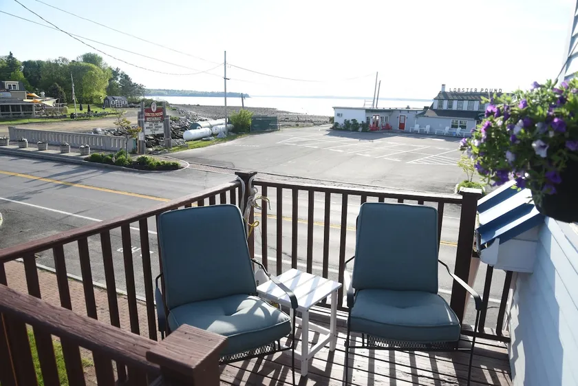 Cozy 1 bedroom cottage on Lincolnville Beach - Image 1