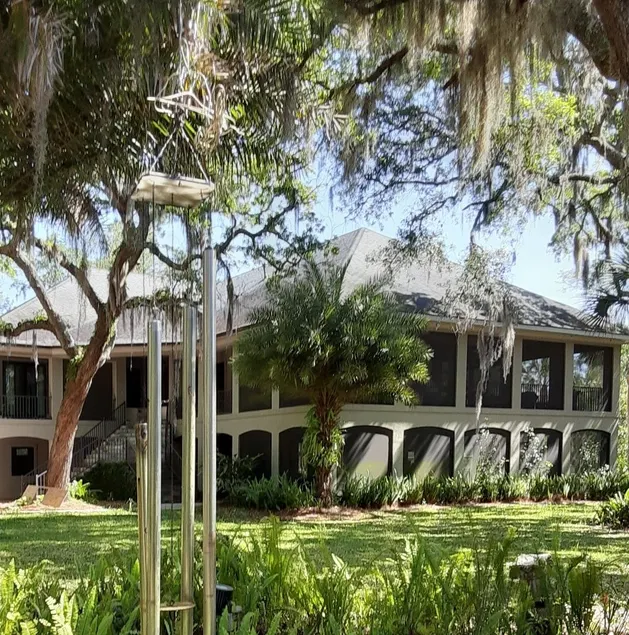 Beautiful private 1 bedroom. Heated pool & jacuzzi - Image 1