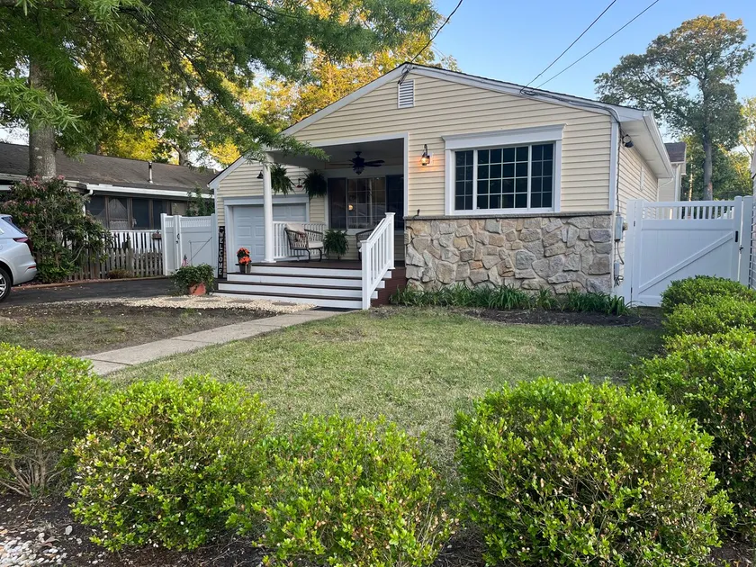 Cape May Cozy Cottage 1.5 blocks from the beach - Image 1