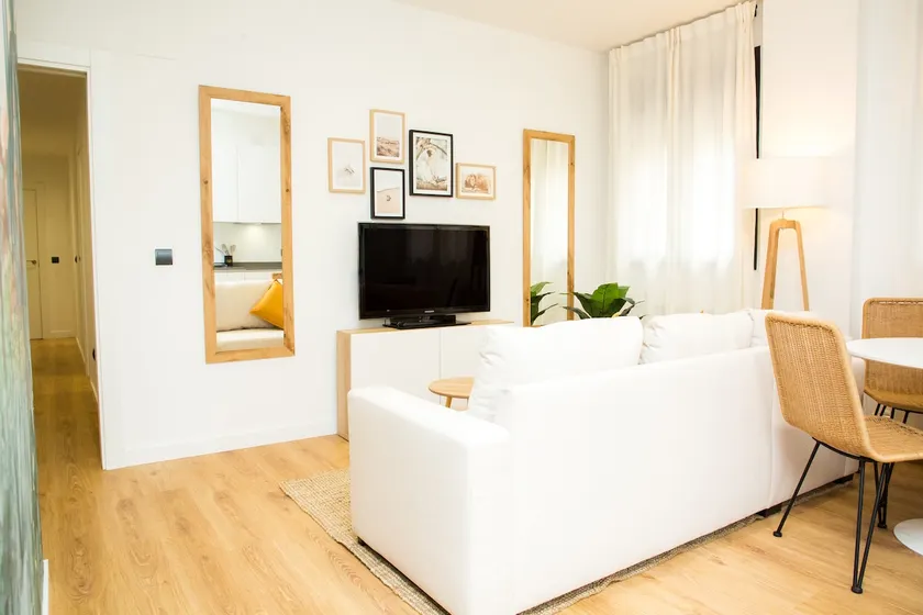 Bright New Apartment - Green area/Cozy/Quiet/Wifi - Image 1