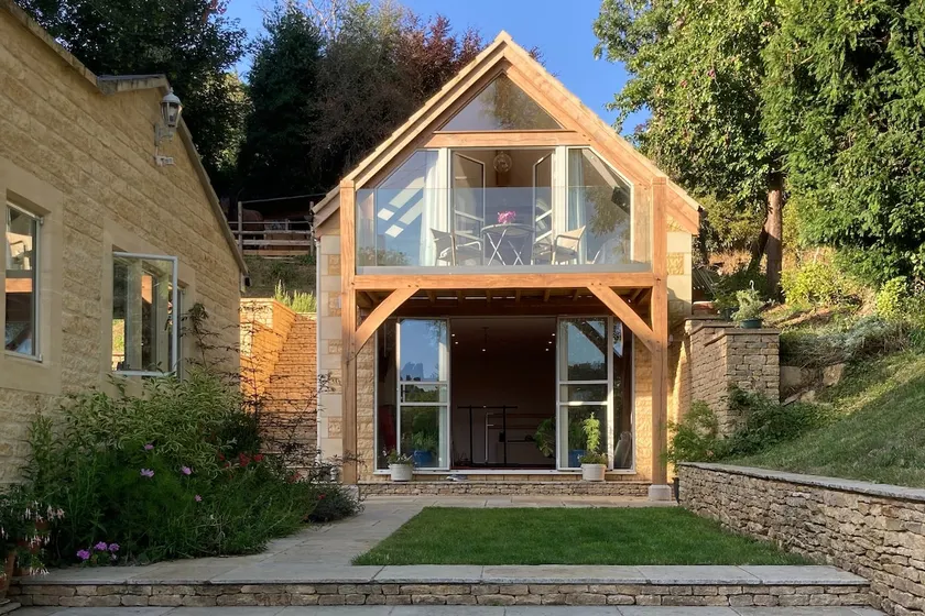 Adorable One Bedroom Cotswold Studio - Image 1