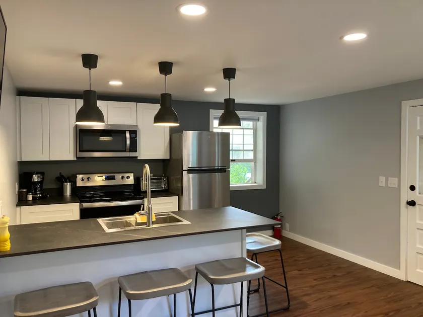Newly Renovated Apartment Minutes from Jay Peak. - Image 1