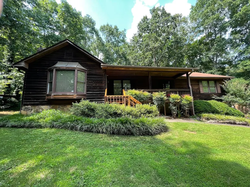 The Bunkhouse - Image 1