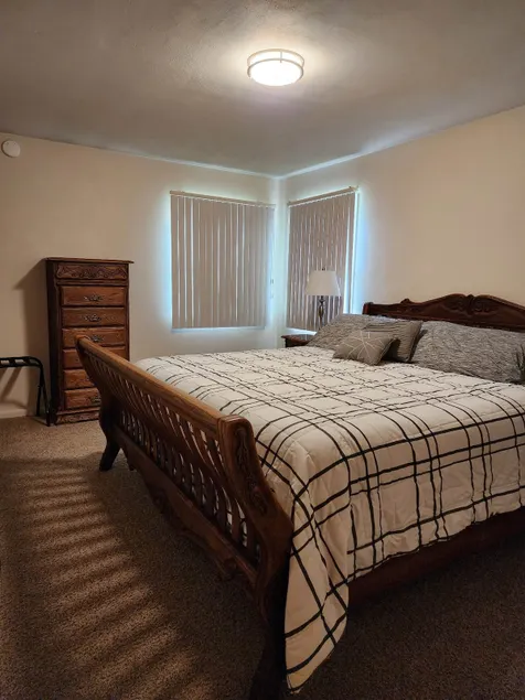 3 bedroom house close to hospitals and colleges - Image 1