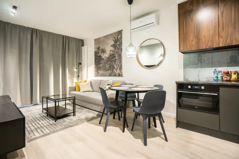 VipWarsawApartments pl Gold Mennica Residence - Image 1