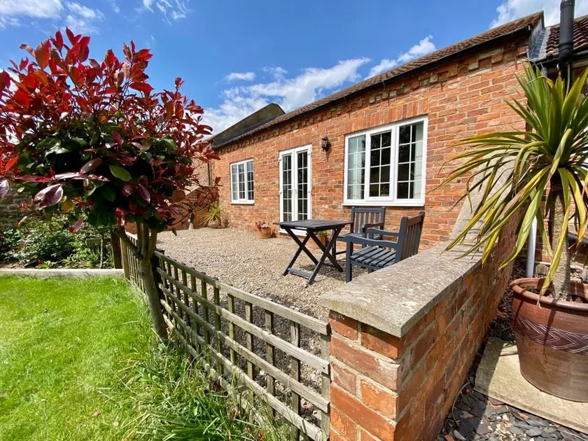 1 bedroom cottage in North Yorkshire - Image 1