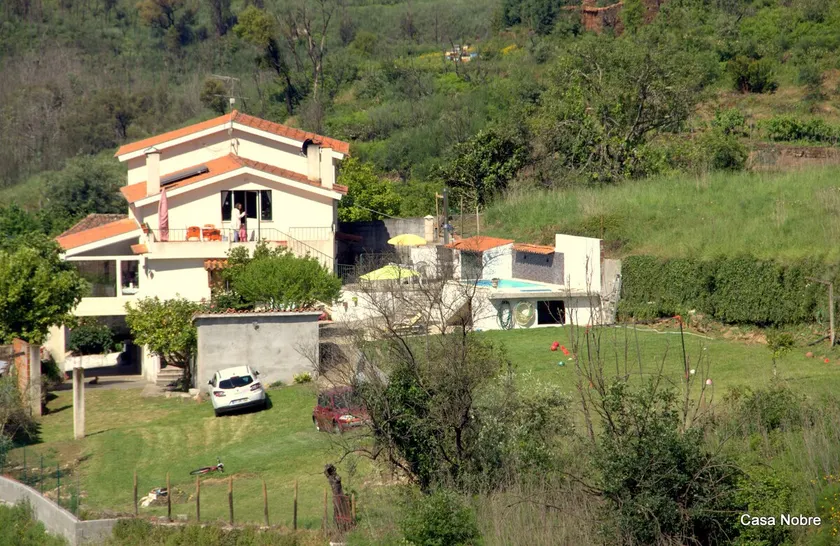 Nature Retreat - House with pool - Image 1