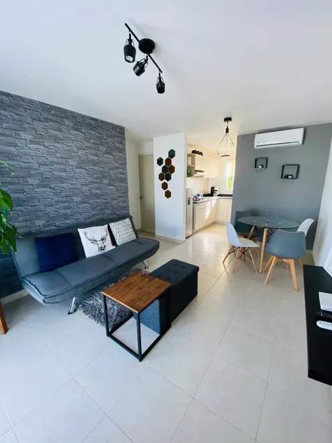 Poliforum León Apartment - Image 1