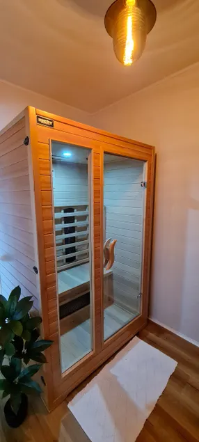 Harz with heart, infrared sauna, electric fireplace, heart shower - Image 1