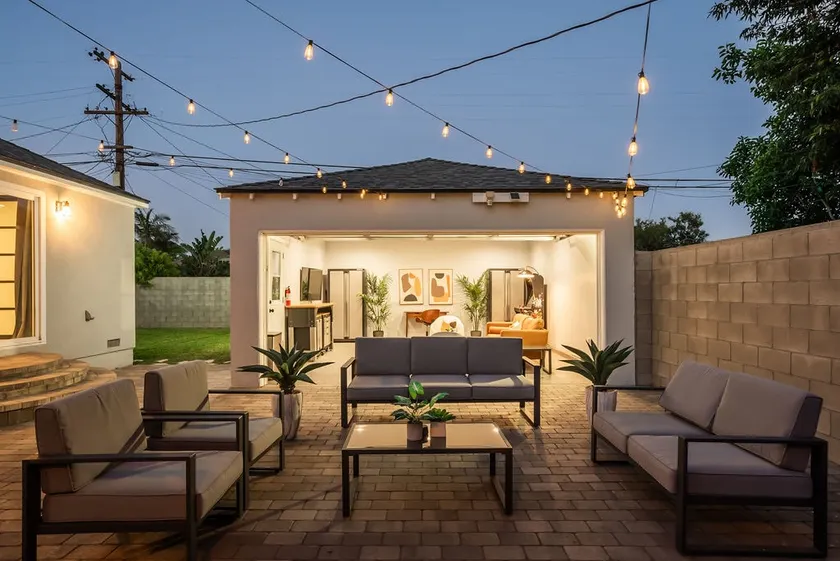 Luxury Hangout | Private Spa + Game Room + Arcade - Image 1