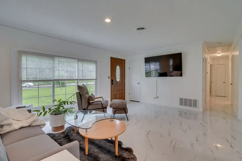 Beautiful Ranch Style in Augusta - Image 1