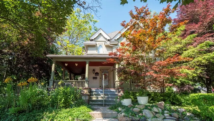 The Fitz-Albert Manor - Image 1