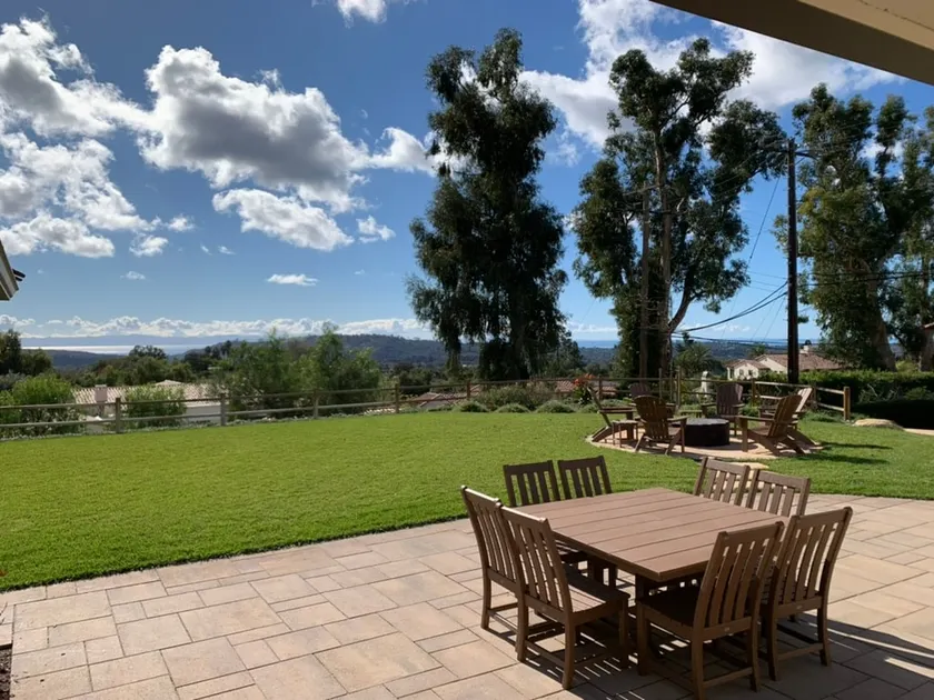 Ocean View Ranch on 1/2 acres in the foothills - Image 1