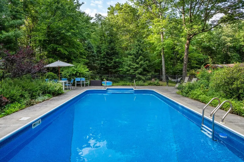 Private Cabin w/ Pool & Hot Tub near Hudson - Image 1