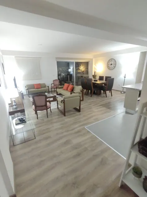 Beautiful apartment, 3 bedrooms. - Image 1