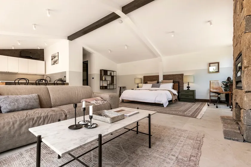 SAB Secret Guest House - Image 1