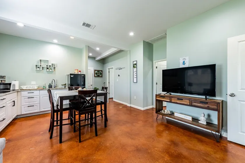 Cozy Home near Kalahari Resort & Dell Diamond - Image 1