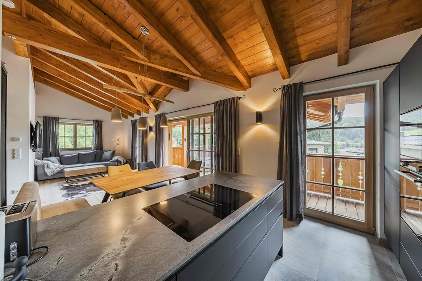 Dachstein West Apartment T4 - Image 1