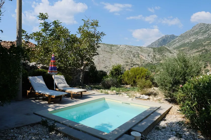 Les Villas De Qeparo - Image 1