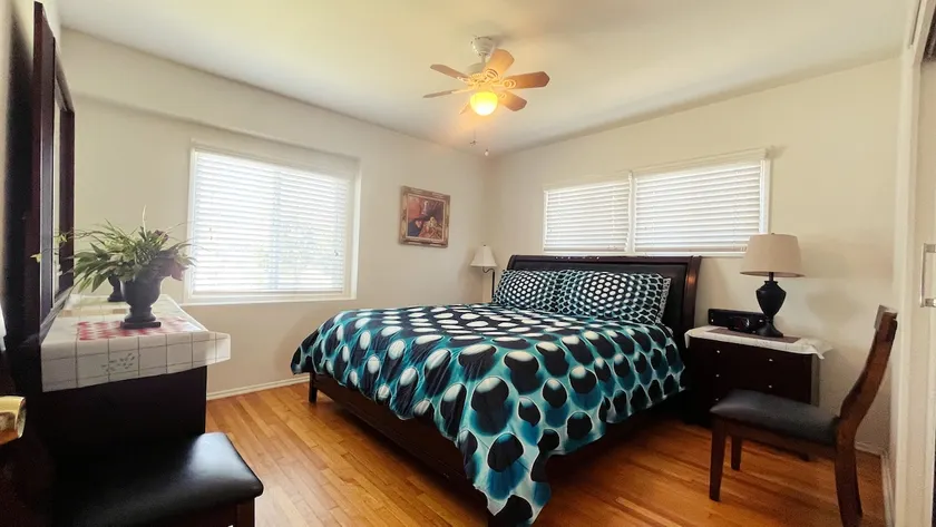 Beautiful 2BR1BA Home, Smart TVs, Bidet, Free Pkg - Image 1