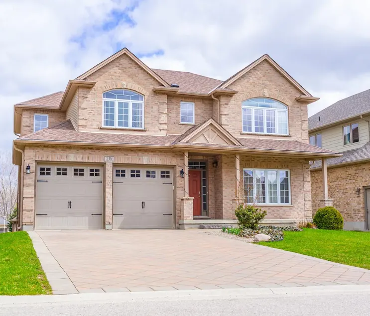 Spacious 4-bdr+Study/UWO/Masonville/YMCA/N. London - Image 1